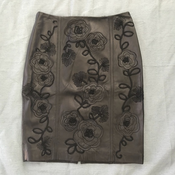 White House Black Market Dresses & Skirts - WHBM black leather skirt size 00 NWT